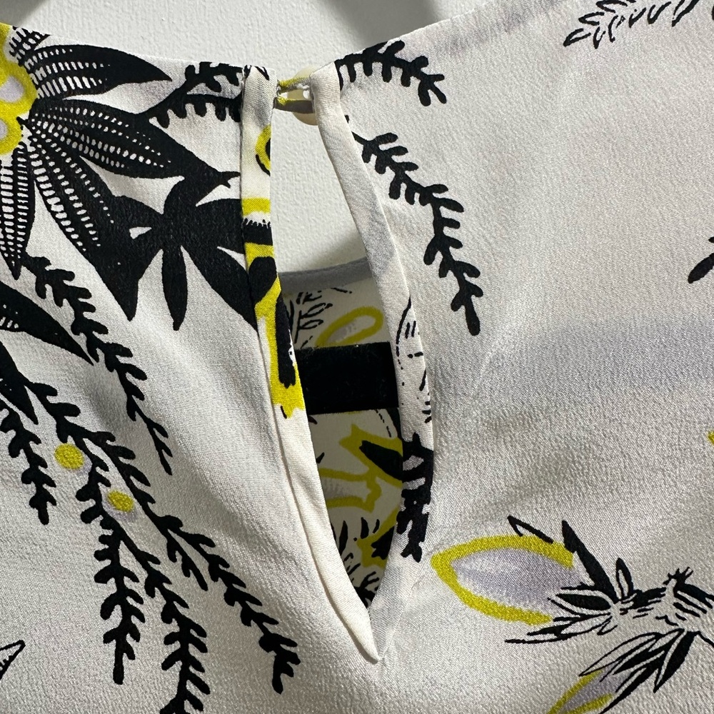 Diane Von Furstenberg top - Picture 3 of 7